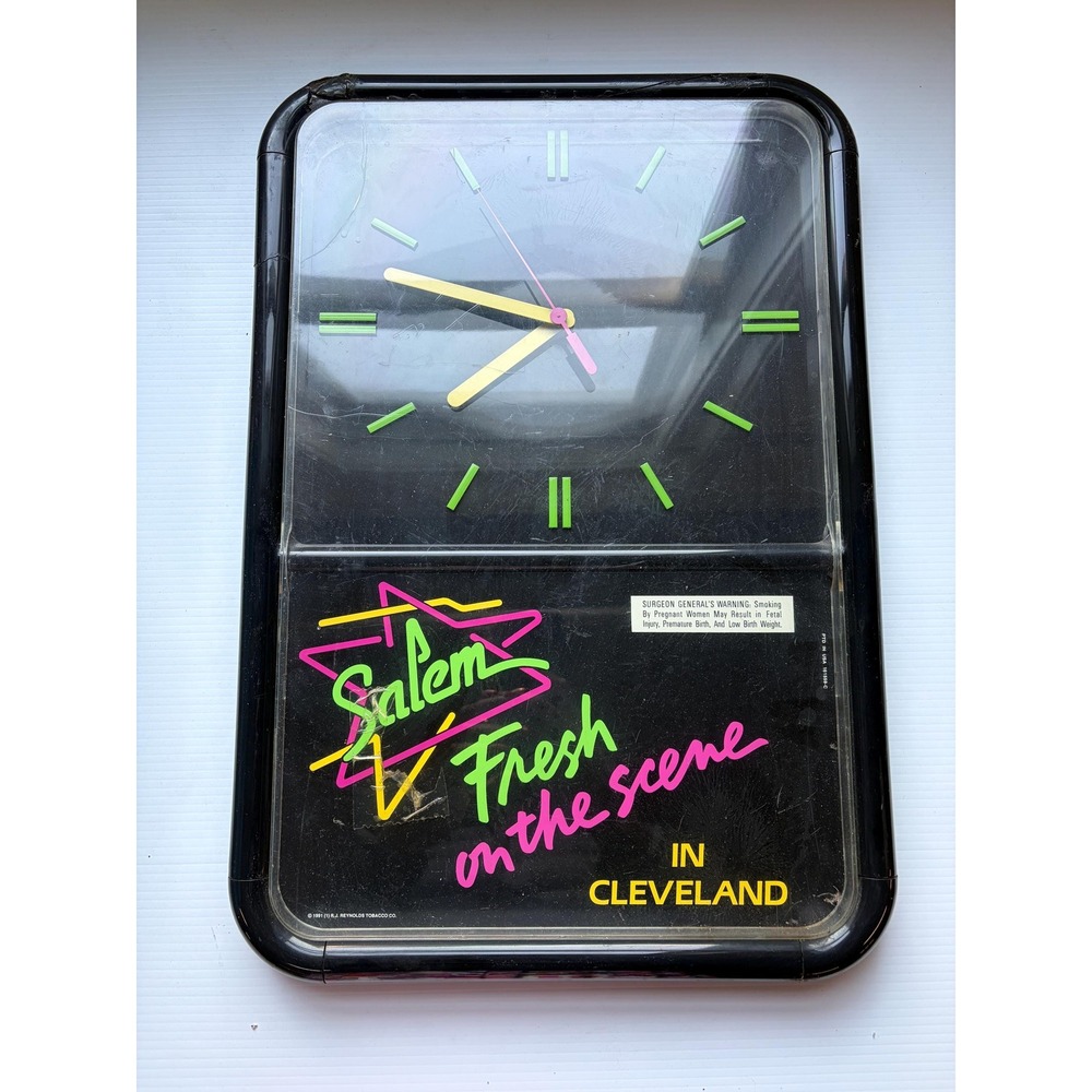 Vintage Retro 80s Look Salem Cigarettes Wall Clock Promo TESTED & WORKING